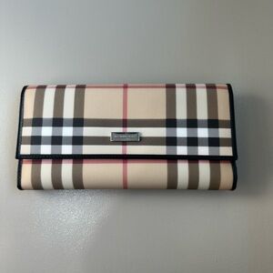 Burberry Nova Check Long Wallet